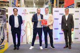 METRO Österreich CEO Xavier Plotitza, Souschef David Fleckinger und Restaurantleiter Johannes Kahrer (Restaurant Amador) und Josef Pirker, Operations Director METRO Österreich.