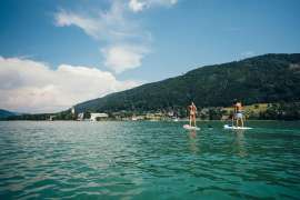 Stand up paddling auf dem Ossiacher See