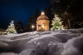 Stille Nacht Kapelle 2013 im Schnee