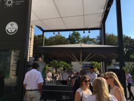 Eine eigene Bar für den Heldenplatz