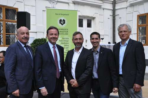 Landwirtschaftskammerdirektor Prof. DI Otto Prieler, Präsident der Landwirtschaftskammer Burgenland Abg.z.NR DI Nikolaus Berlakovich, RWB-Präsident Kurt Feiler, Wein Burgenland Geschäftsführer Christian Zechmeister MA und DI Martin Burjan, Direktor d