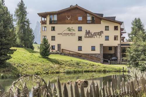 Aussenansicht des Hotel Steger-Dellai