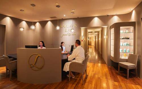 Die neugestaltete Rezeption des Premium Spa