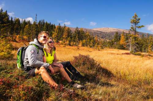 Rast auf einer Bergwiese in St. Margarethen